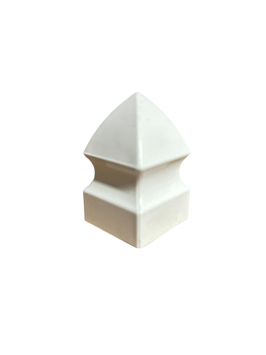 Gothic Cap 1x1